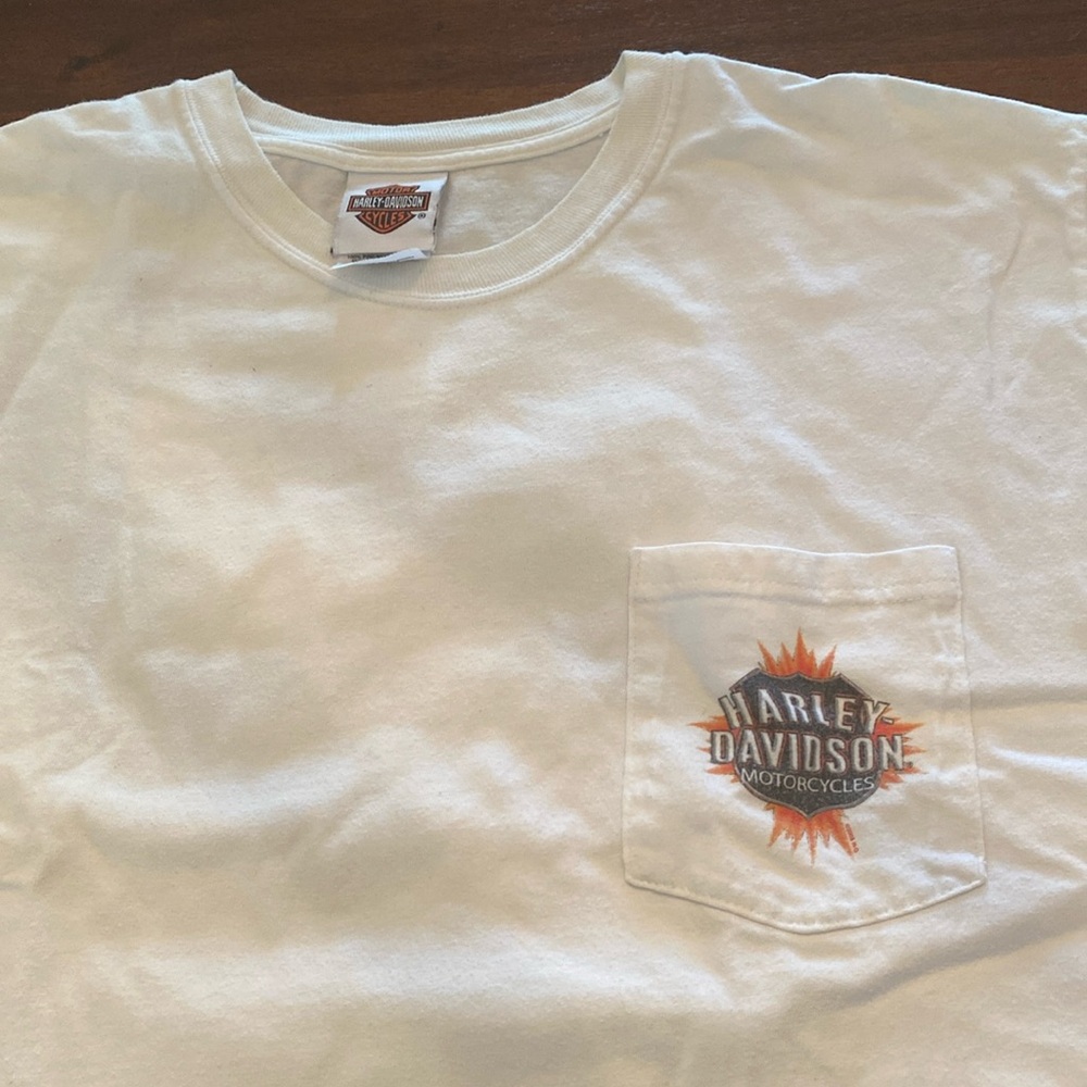 Harley Davidson Olathe KS t shirt. Size L.